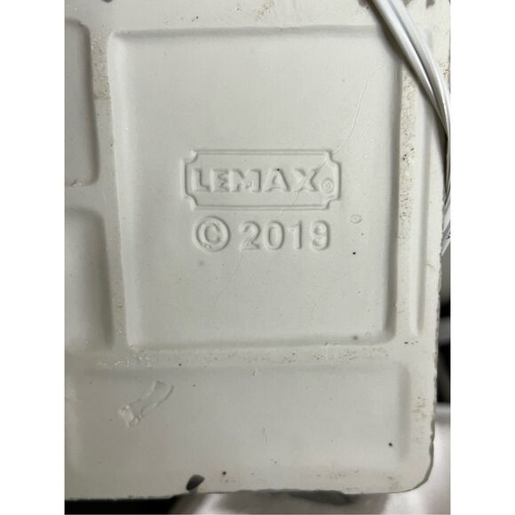 Lemax,  Caddington Post office lighted village house - Picture 10 of 10